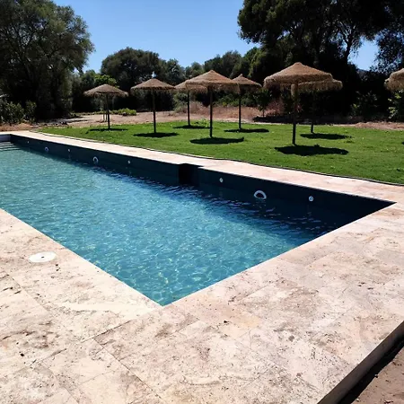 Airstream Oasis: Unique Retreat Near Andalucia's Beaches And Nature Haven! *