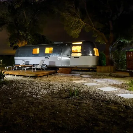 Airstream Oasis: Unique Retreat Near Andalucia's Beaches And Nature Haven! * El Soto